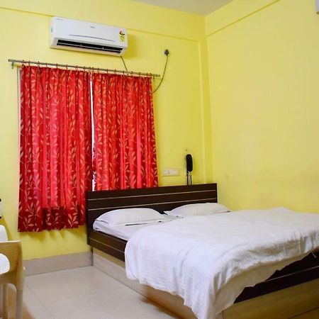 Capital O Kabita Guest House Near Acropolis Mall Calcuta Exterior foto