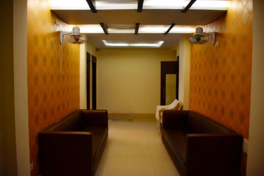 Capital O Kabita Guest House Near Acropolis Mall Calcuta Exterior foto